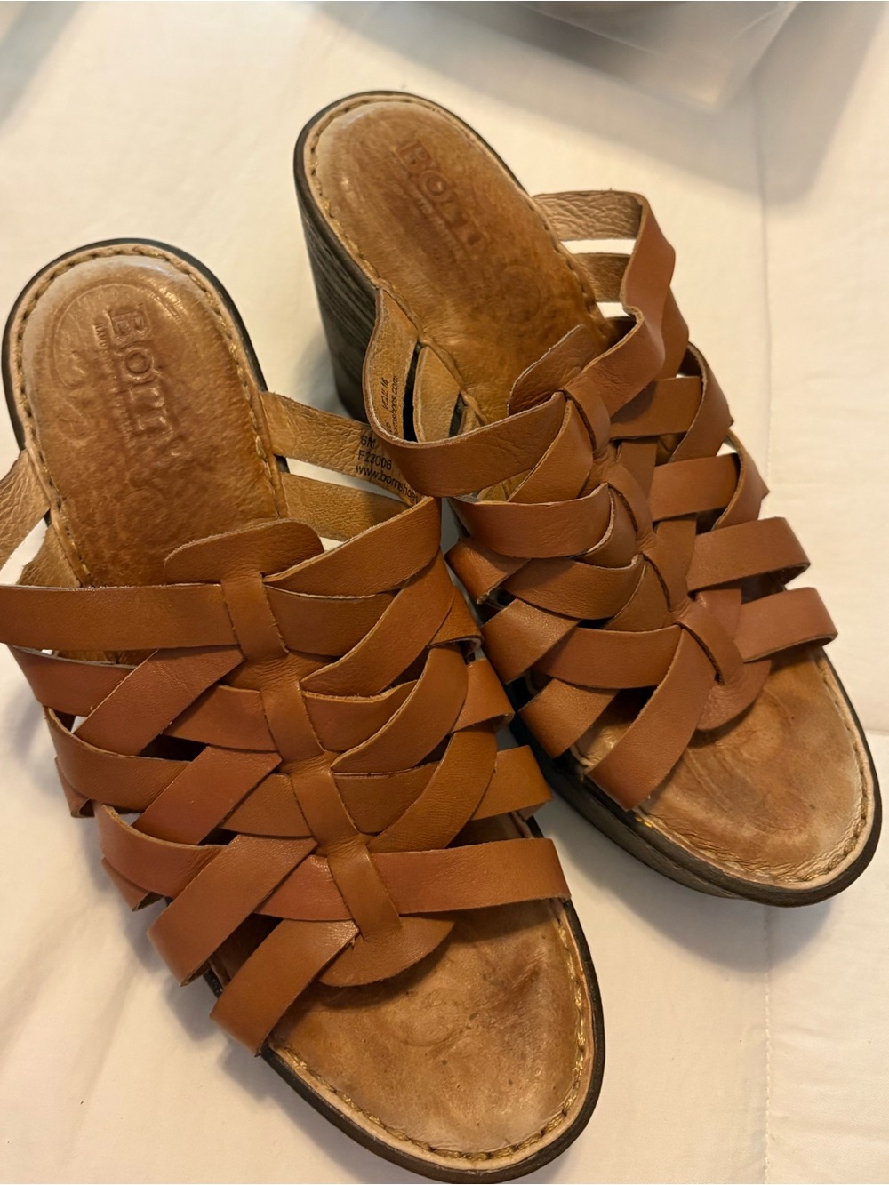 Born Women's Tan Woven Leather Slide Sandals Sz 6